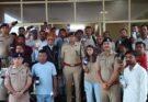 173 लोगों के चेहरों पर लौटी मुस्कान, दतिया पुलिस ने 35 लाख रुपये के गुम मोबाइल लौटाए